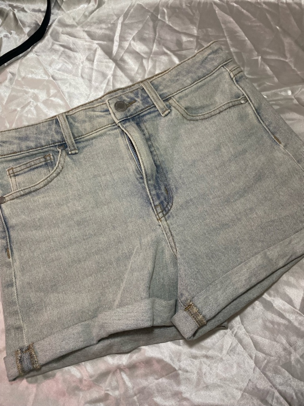 Art class high waisted shorts